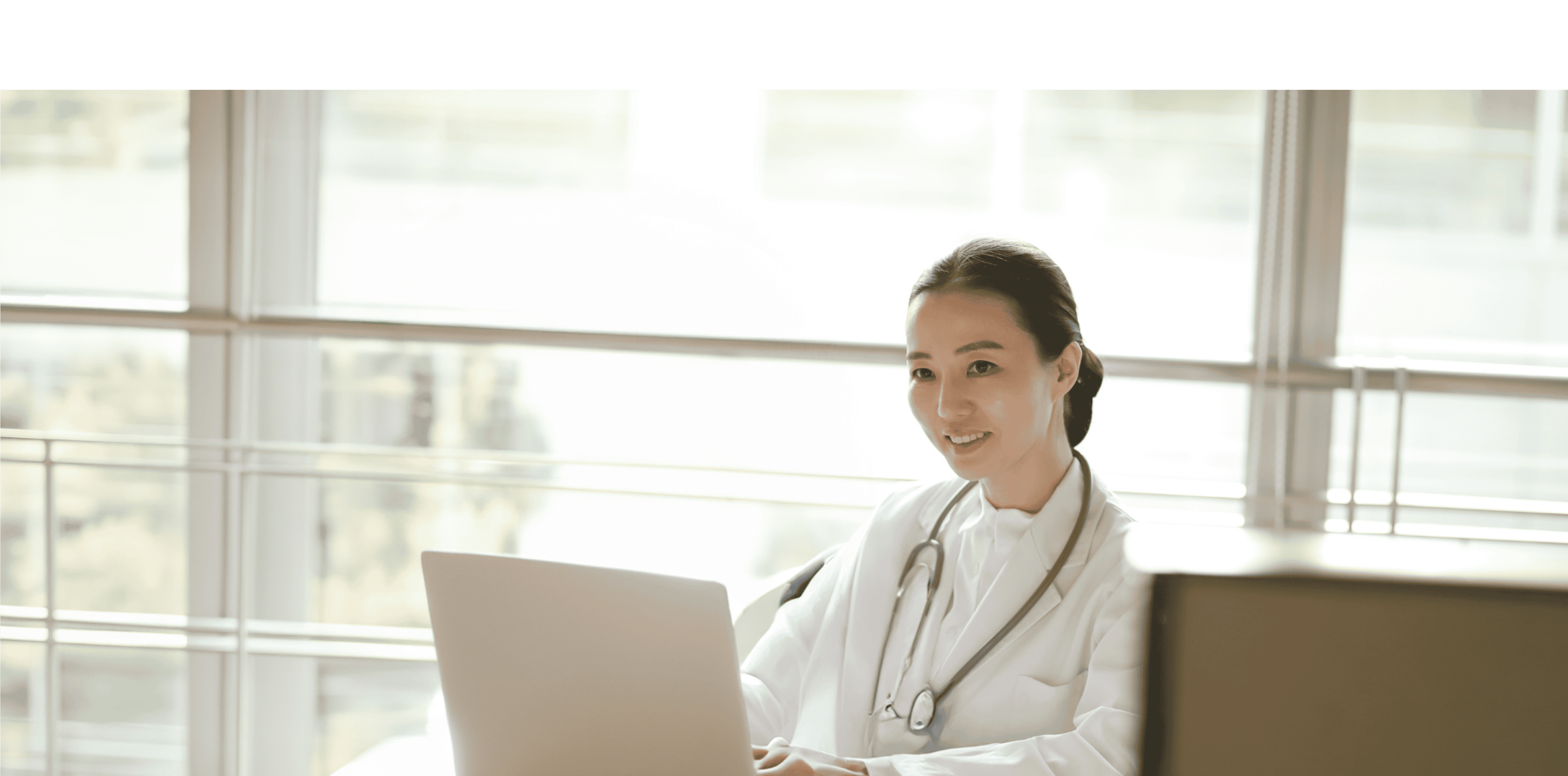 オンライン診療中の医師